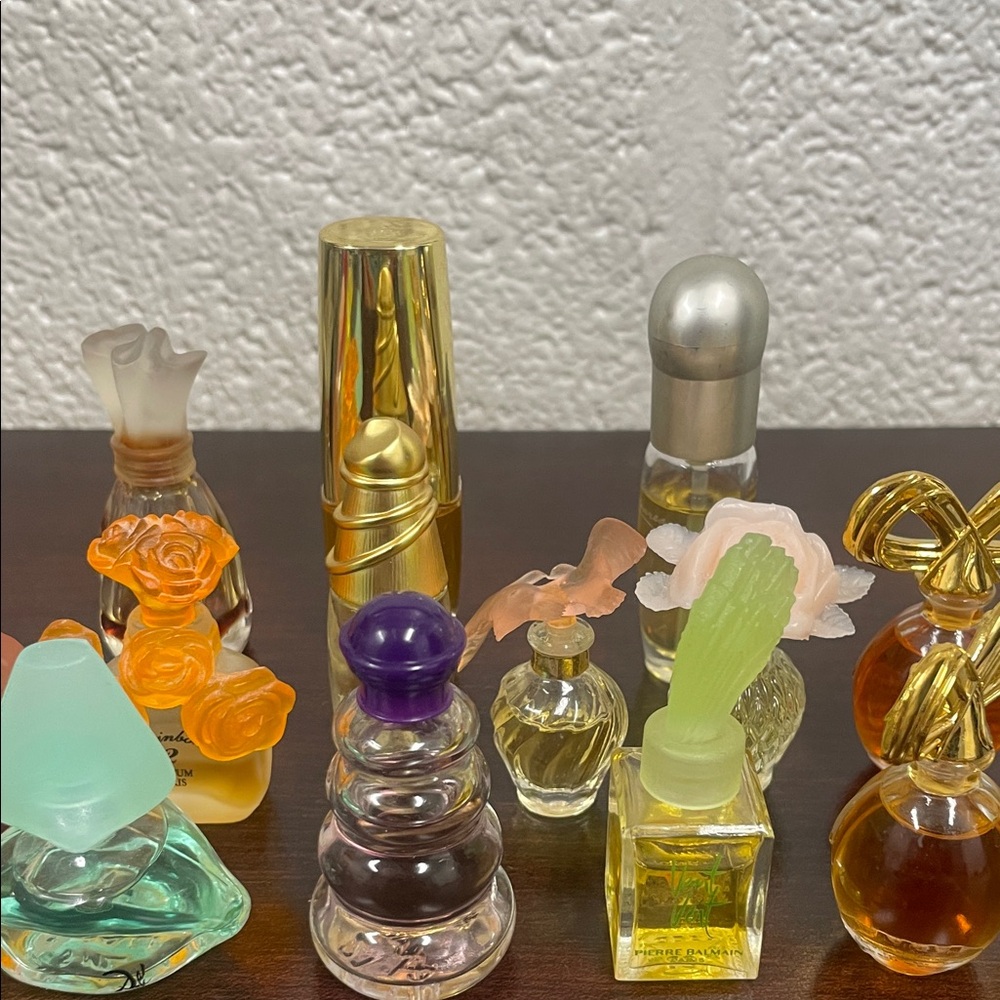 Assorted Mini Perfume Bottles Collection - Picture 3 of 10